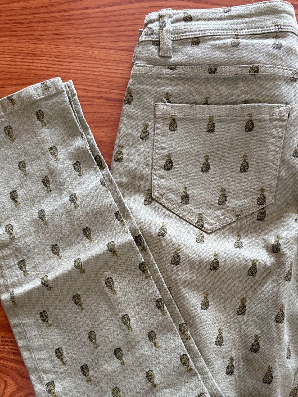 Anthropologie skinny jeans light green with pineapples